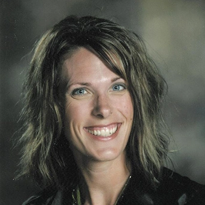 Smiling headshot photo of Stephanie Andersen Williams