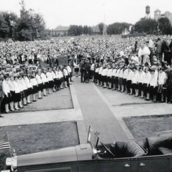 Lincoln Memorial Library Dedication - large crowds waiting for the dedication