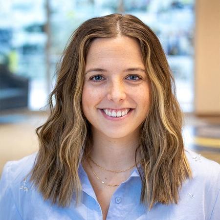 professional headshot of alllison dahl