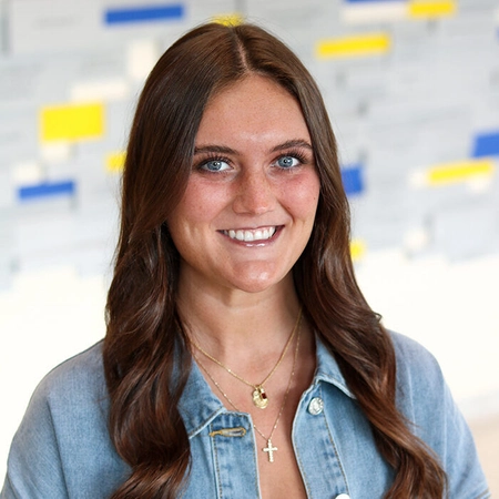 professional headshot of gracie barber