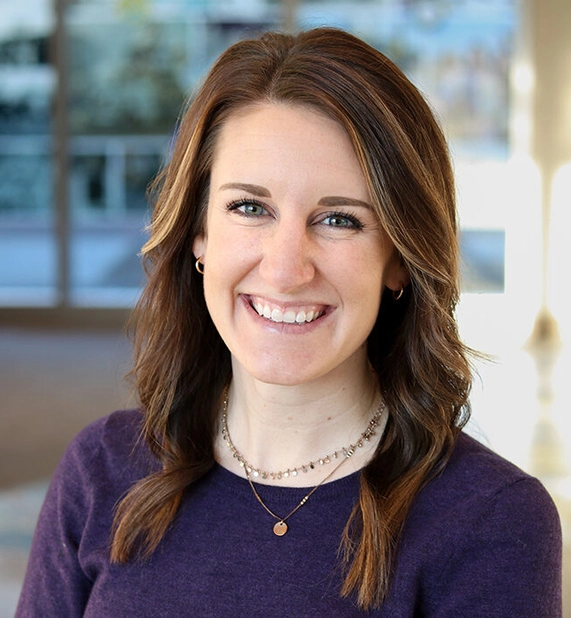 professional headshot of jennifer mccloud