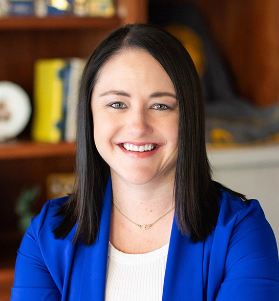 professional headshot of Kayla Schinkel