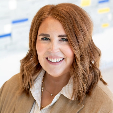 professional headshot of trish noyes